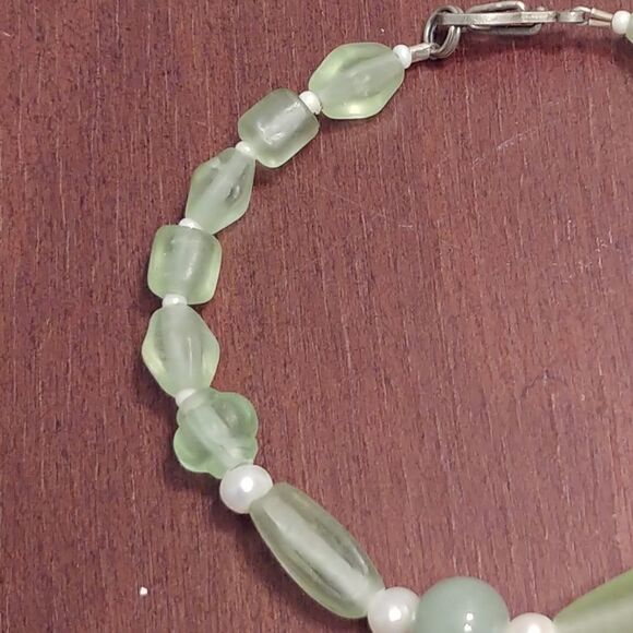 2 for $20 Green Glass Bead Bracelet - Picture 6 of 7